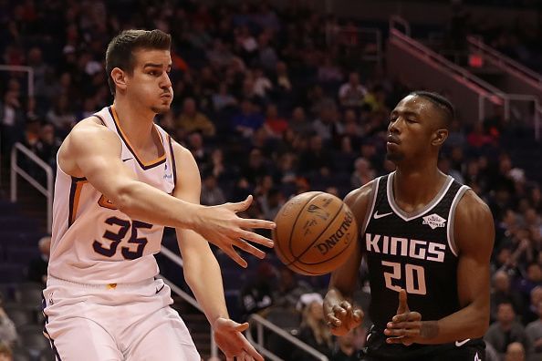 Sacramento Kings v Phoenix Suns