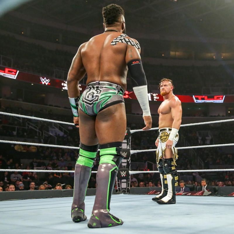 The cruiserweights staring each other down!