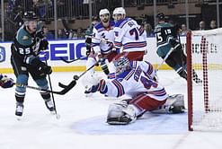 Hayes scores late as Rangers rally past Ducks 3-1