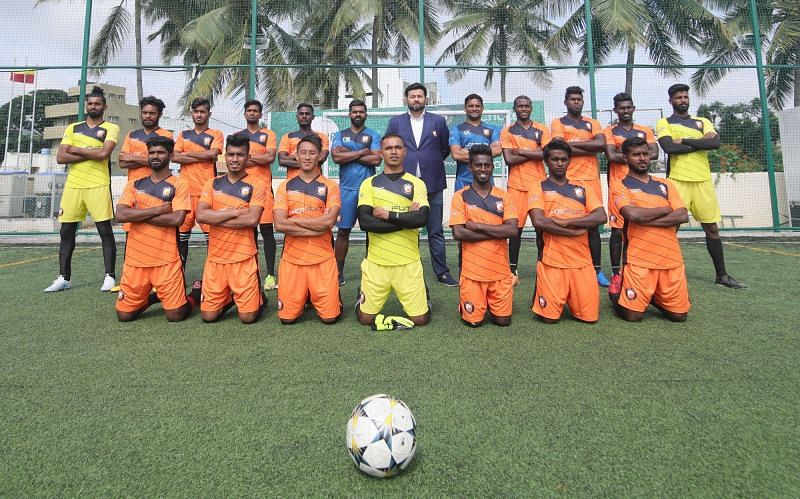 The South United FC Team and coaches with CEO Pranav Trehan