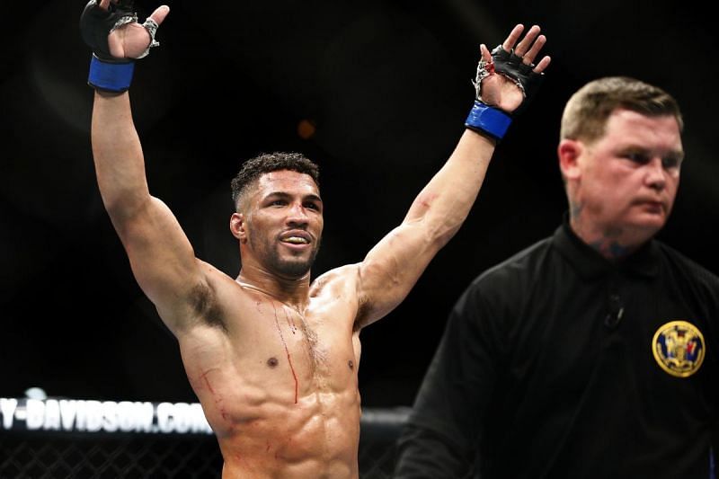 Kevin Lee dominated Edson Barboza in an impressive April win