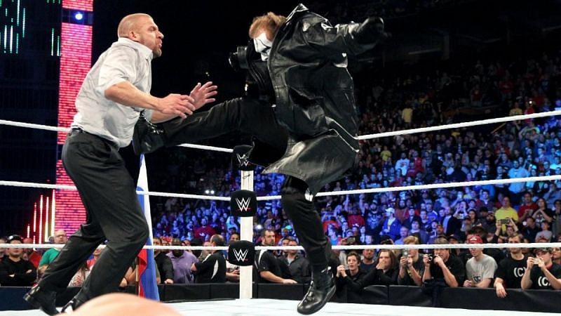 The Stinger taking down Triple H!