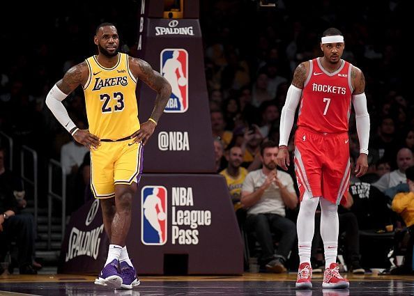Should the Lakers sign Carmelo Anthony?