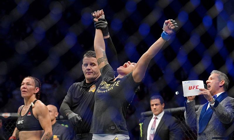 Amanda Nunes KOs Cyborg in 51 seconds, Jones wins at UFC 232