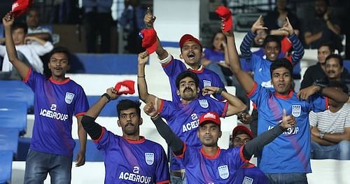 Mumbai City fans at the Kanteerava Stadium when they faced Bengaluru FC [Image: ISL]