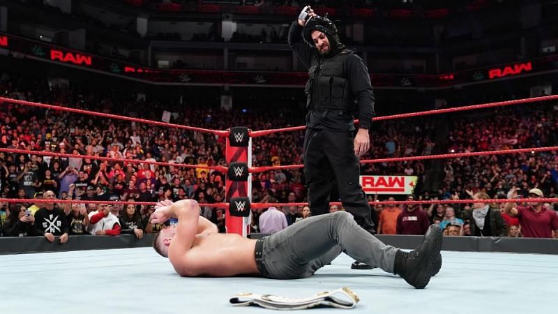 I loved how Seth Rollins decided to show up in SWAT gear this week