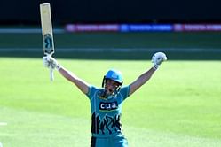 Women's BBL 2018-19: 25-year-old Grace Harris smashes a 42-ball century