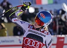 Shiffrin wins World Cup super-G for back-to-back speed wins