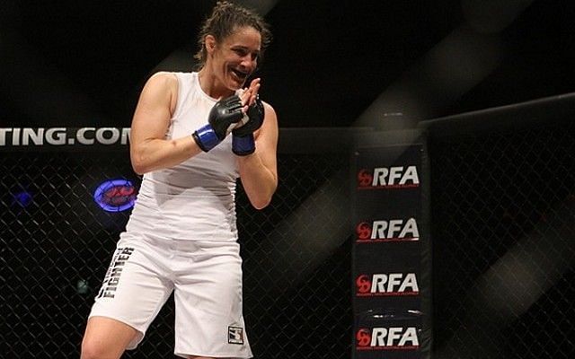 Tara LaRosa had a 15 fight winning streak between 2004 and 2009