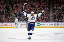 Kucherov has 5 points as red-hot Lightning beat Oilers 6-3