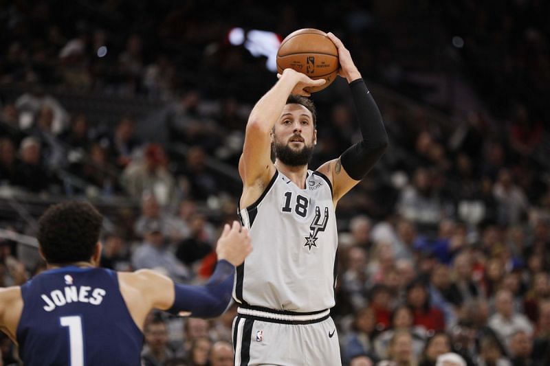 Marco Belinelli continues to thrive in San Antonio