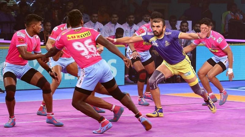 Ajay Thakur was kept quiet by the Bengal Warriors' defence