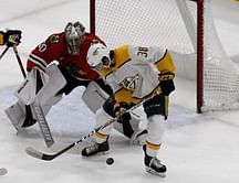 Ward makes 30 saves as Blackhawks beat Predators 2-1