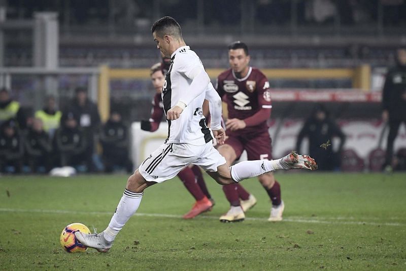 Cristiano Ronaldo scored from the penalty as Juventus beat Torino 1-0