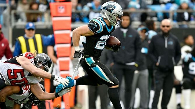 McCaffrey breaks single-season record for most receptions by running back