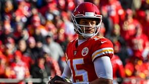 Shanahan on Mahomes no-look pass: 'I do it all the time'