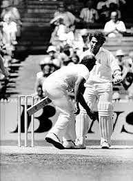Lillee showing Sunny where the ball had hit the pad
