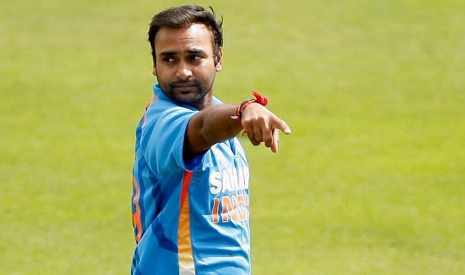 Amit Mishra took 5 wickets on his Test debut