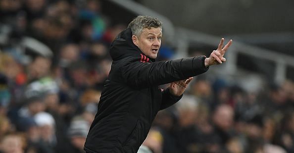 5 players who could leave Manchester United in the January transfer window