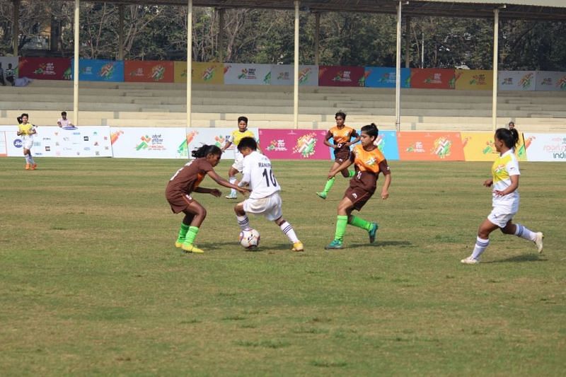 Manipur and Bihar U-21 girls in action at Khelo India Youth Games.