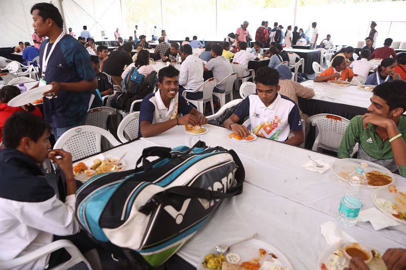 Athletes of Khelo India Youth Games at the dining hall