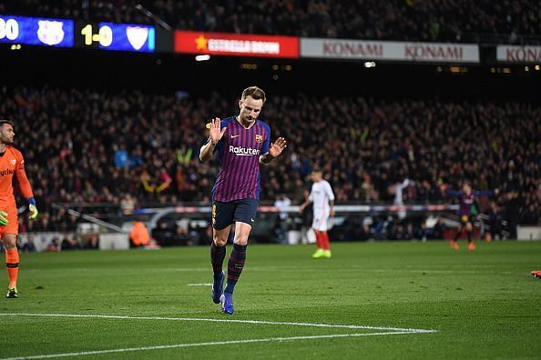 Barcelona to complete 3 signings on Deadline Day, Real Madrid launch last-minute €120M bid and more LaLiga news: 31 January 2019