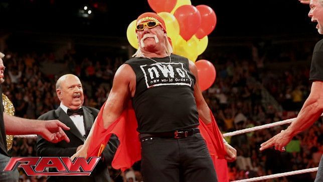 Hulk Hogan returns to RAW this week