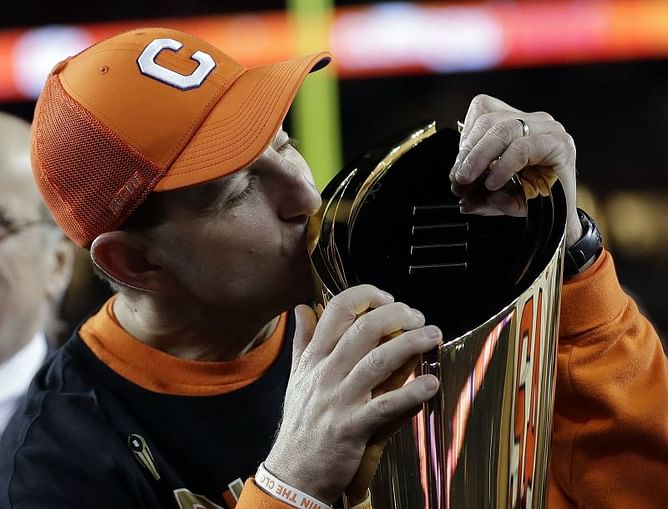 Orange Crush: Clemson topples No. 1 'Bama for national title