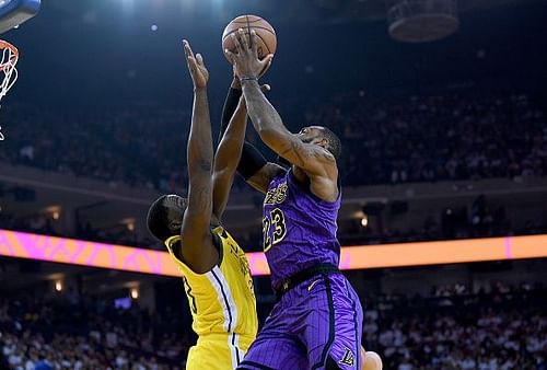 Los Angeles Lakers v Golden State Warriors