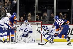 Cizikas, Clutterbuck help Islanders beat Lightning 5-1