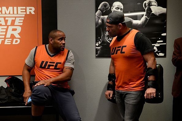 Cain Velasquez and Daniel Cormier interact backstage at The Ultimate Fighter: Undefeated