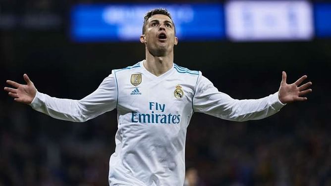 6 Footballers who have played for both Manchester United and Real Madrid in the 21st Century