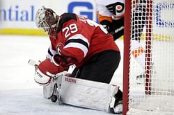 Blackwood returns to lineup and leads Devils over Flyers