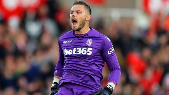 3 players who can replace Petr Cech at the end of the season for Arsenal