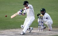 McCullum, smashing his way to 186-ball double hundred