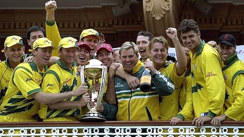 A victorious Australian team with the 1999 World Cup trophy.
