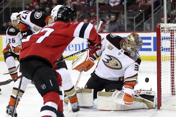 New-look Ducks, led by John Gibson in goal, beat Devils 3-2