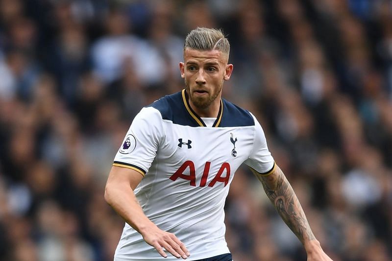 Alderweireld has Premier league pedigree and would be ideal for United