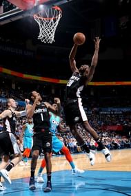 #28 Ian Mahinmi grabbing rebound against OKC