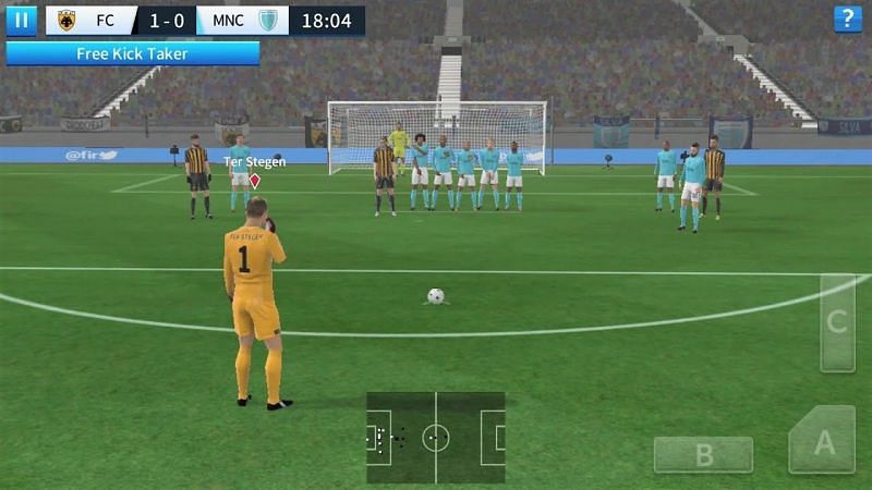6 Best Football Games Available for PS4, PC, and Mobile