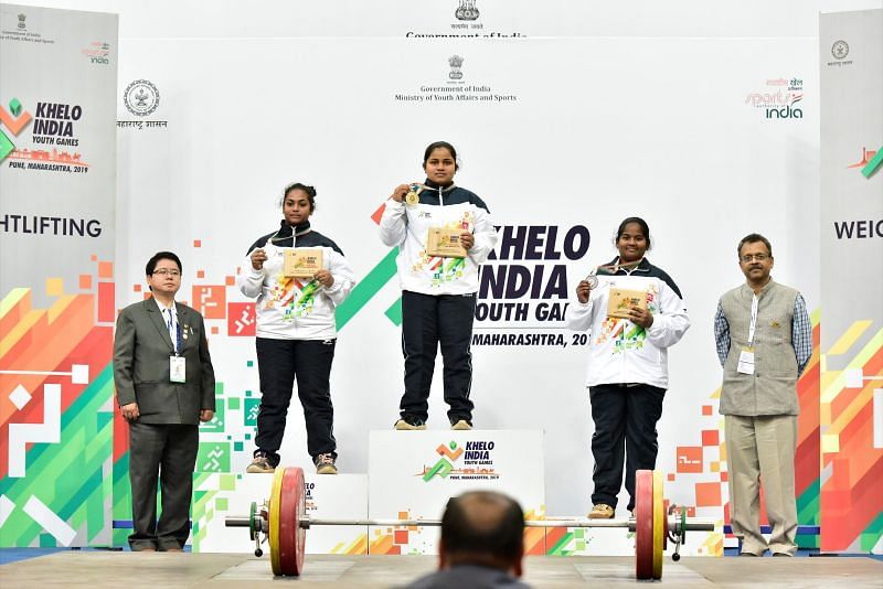 (L-R) Reddi Gayathri (AP), Vaishnavi Pawar (MH) and M Deeba (TN) during the medal ceremony of U-17 Women&#039;s 81kg category 