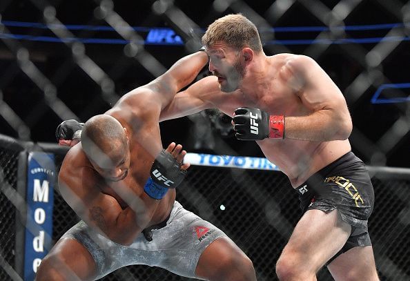 5 Greatest UFC Heavyweight Championship Fights