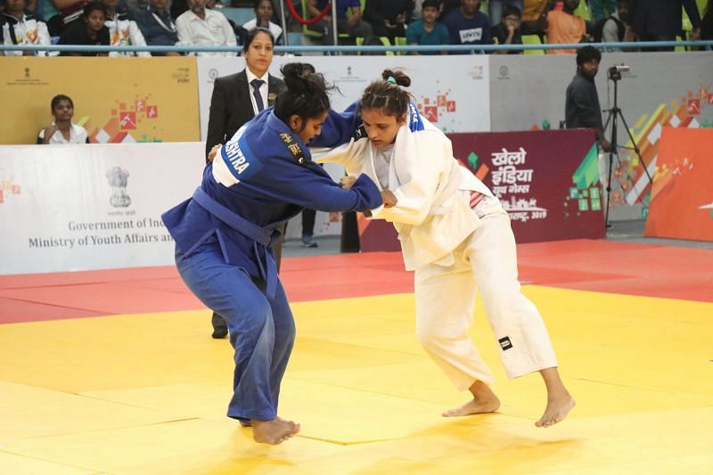 Girls U-21 Below-70kgs gold medallist Tanvin Tamboli (Blue) from Maharashtra in action at Khelo India Youth Games