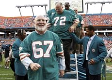 Former Dolphins guard Bob Kuechenberg dies at age 71