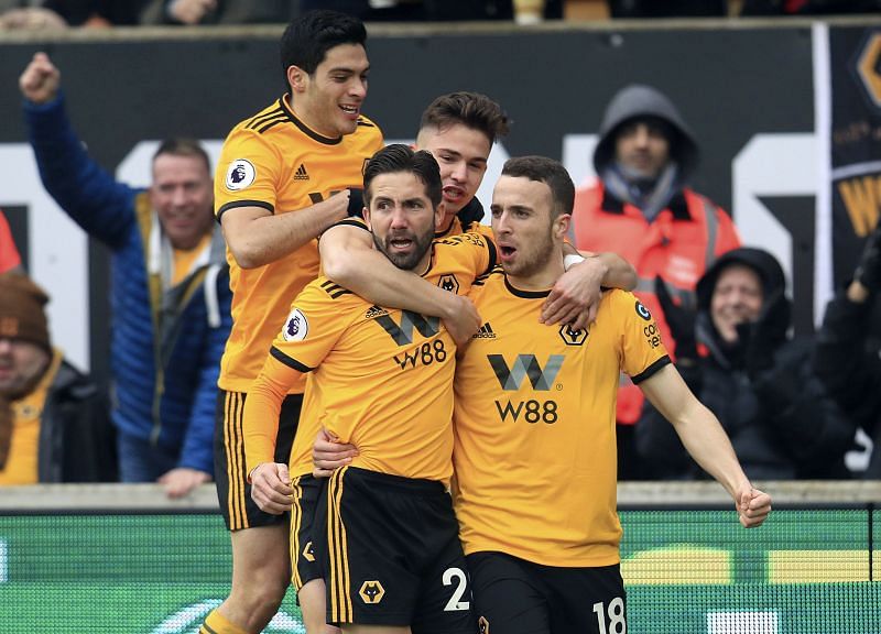 wolves-score-in-injury-time-to-grab-4-3-win-over-leicester