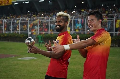 Jobby Justin (left) with East Bengal teammate Jaime Santos Colado after the Kolkata Derby