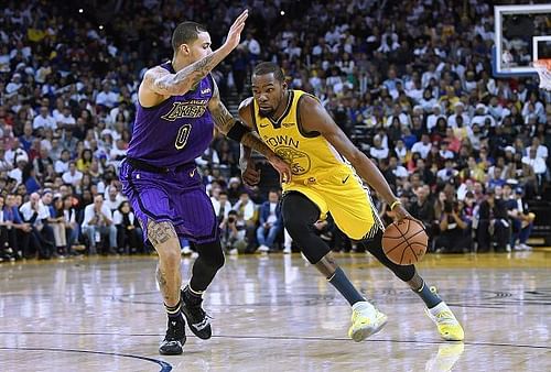 Los Angeles Lakers v Golden State Warriors