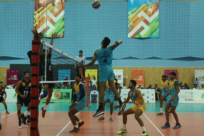 Boys&acirc;€™ Under-21 volleyball match between Uttar Pradesh (bronze) and Punjab