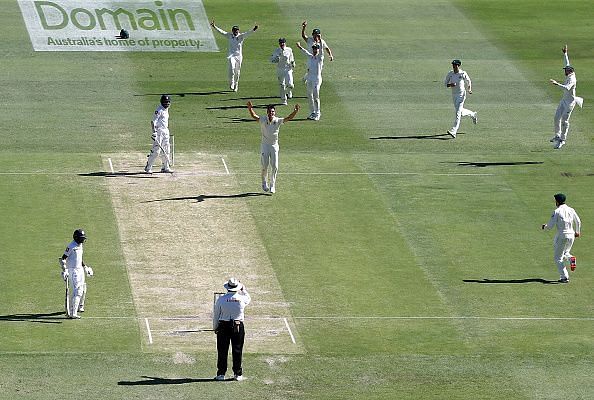 Australia decimate Sri Lanka in the first Test within three days!
