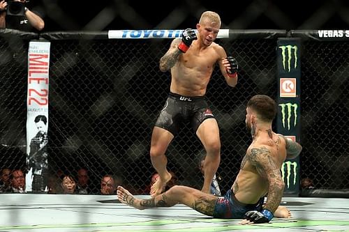 UFC 227 Dillashaw v Garbrandt 2